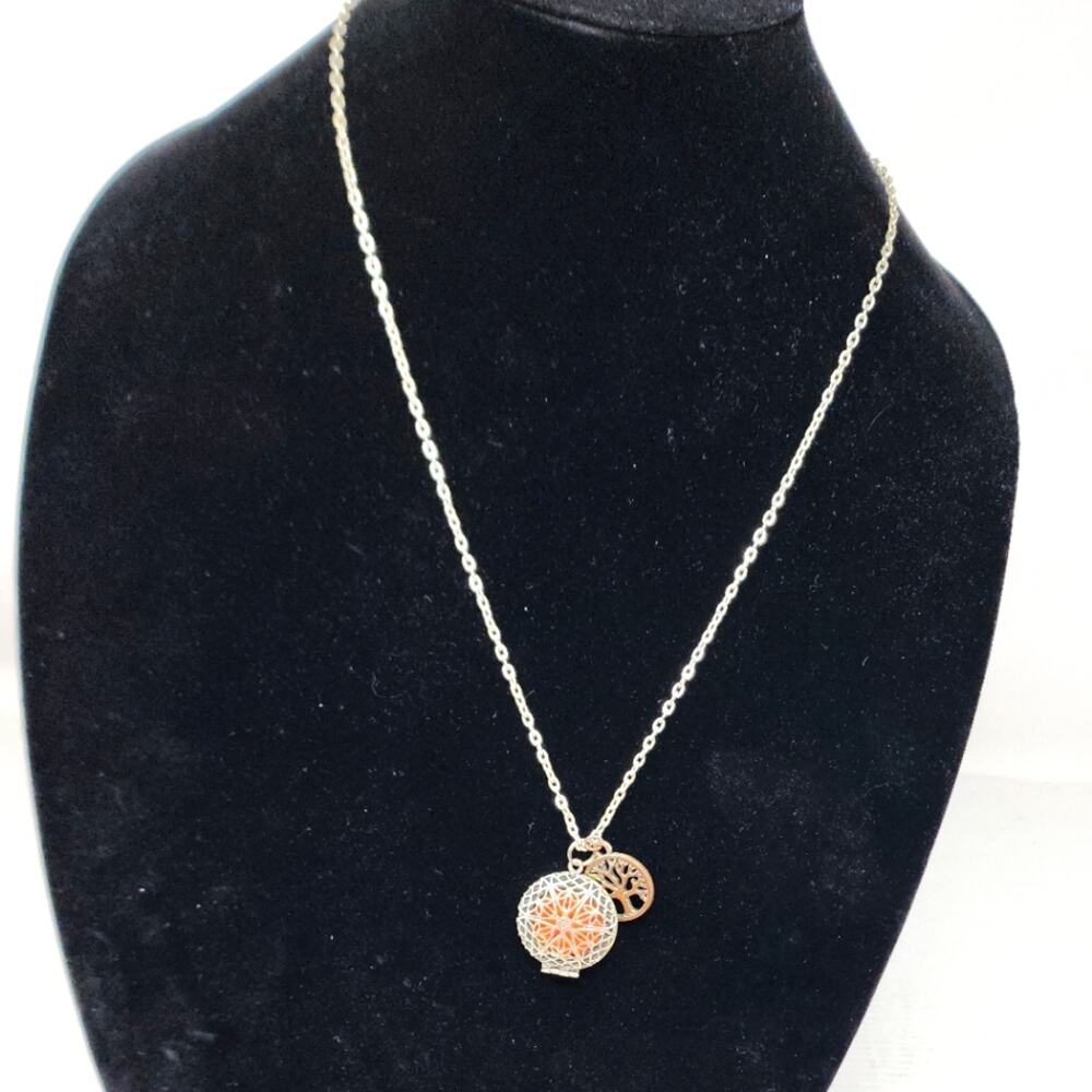 Vintage Tree of Life Charm Aromatherapy Essential Oil Locket Chain 26 Inches